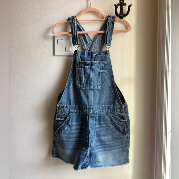 American Eagle Outfitters Shorts Overalls - Picture 1 of 4
